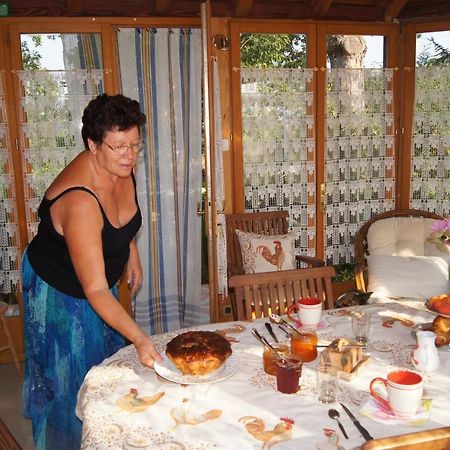 Aux Deux Colombes Bed & Breakfast Падирак Екстериор снимка