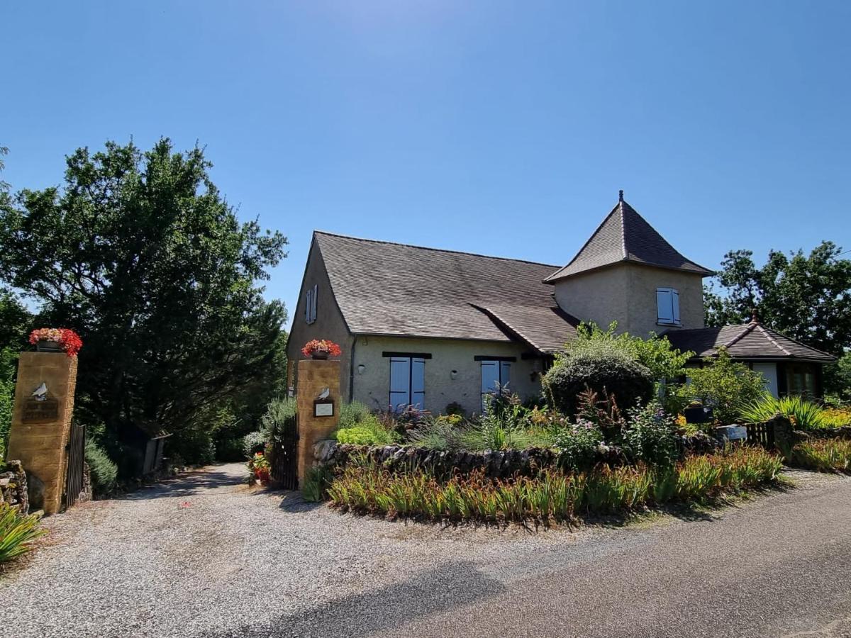 Aux Deux Colombes Bed & Breakfast Падирак Екстериор снимка